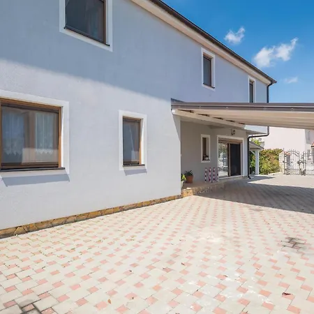 Apartman Gorgeous In With Wifi