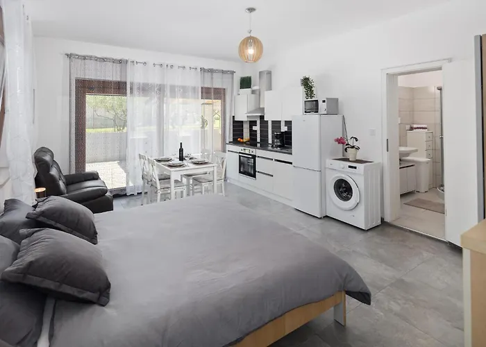 Gorgeous In With Wifi Apartman *